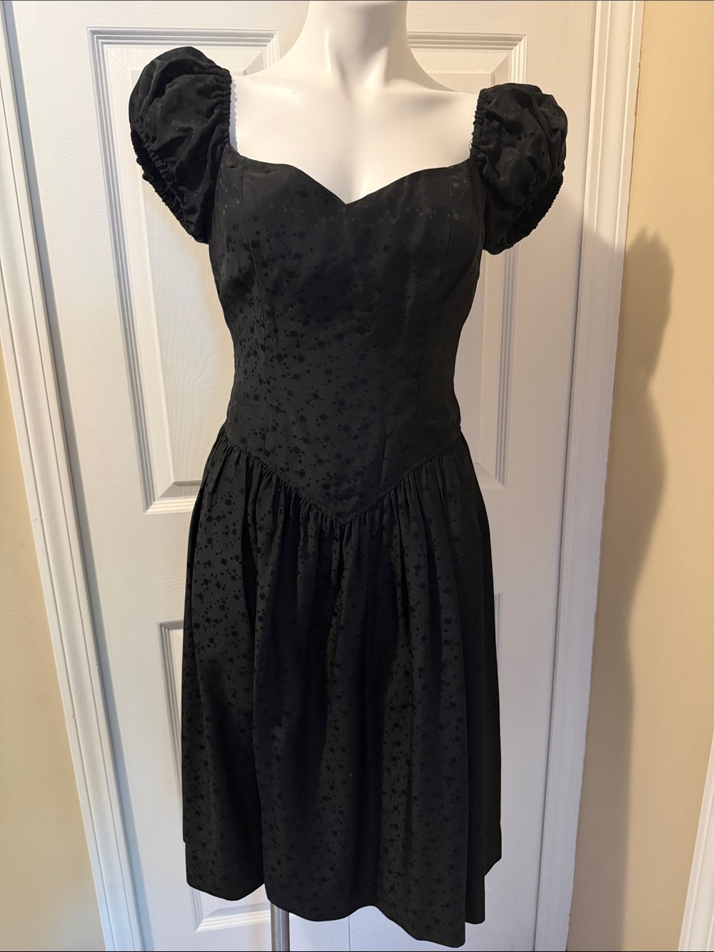Vintage Silk Black Puff Sleeve Sweetheart Midi Dress Size 8